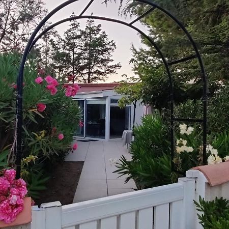 Maison Jardin Wifi - Climatisation - 100 M Plage Sauvage - 20 Min Perpignan ตูเรย์ลส์ ภายนอก รูปภาพ